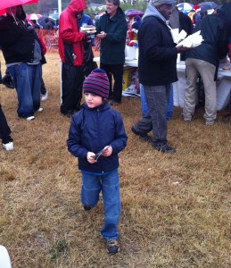 Davis helping at Convoy of Hope