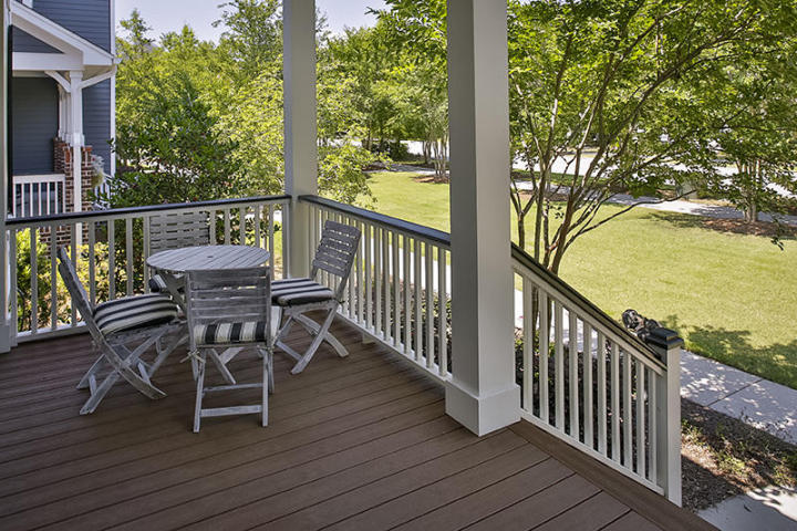 1782 Pierce front porch